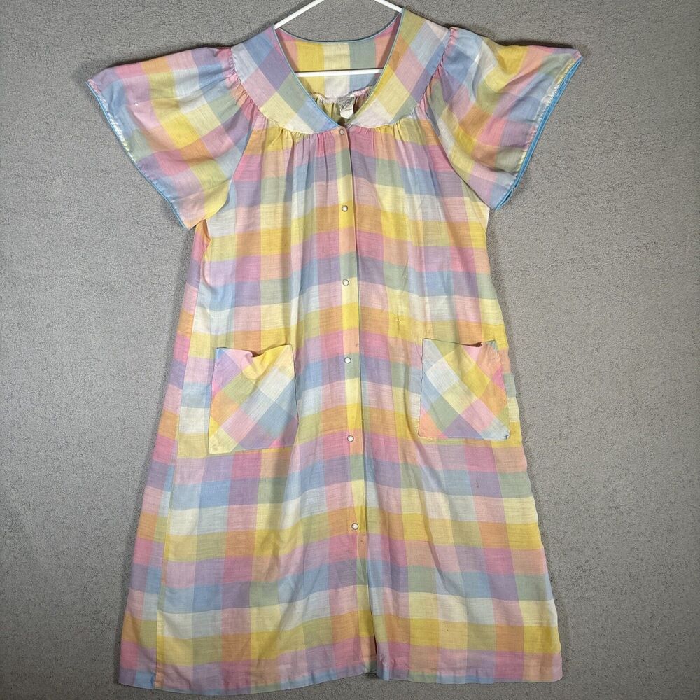 Vntg Izzy’s Place Madras Plaid MuuMuu Snap Buttons‎ Cap Sleeve Pockets Coquette